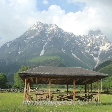 Guesthouse Daeli Mazeri Buitenkant foto